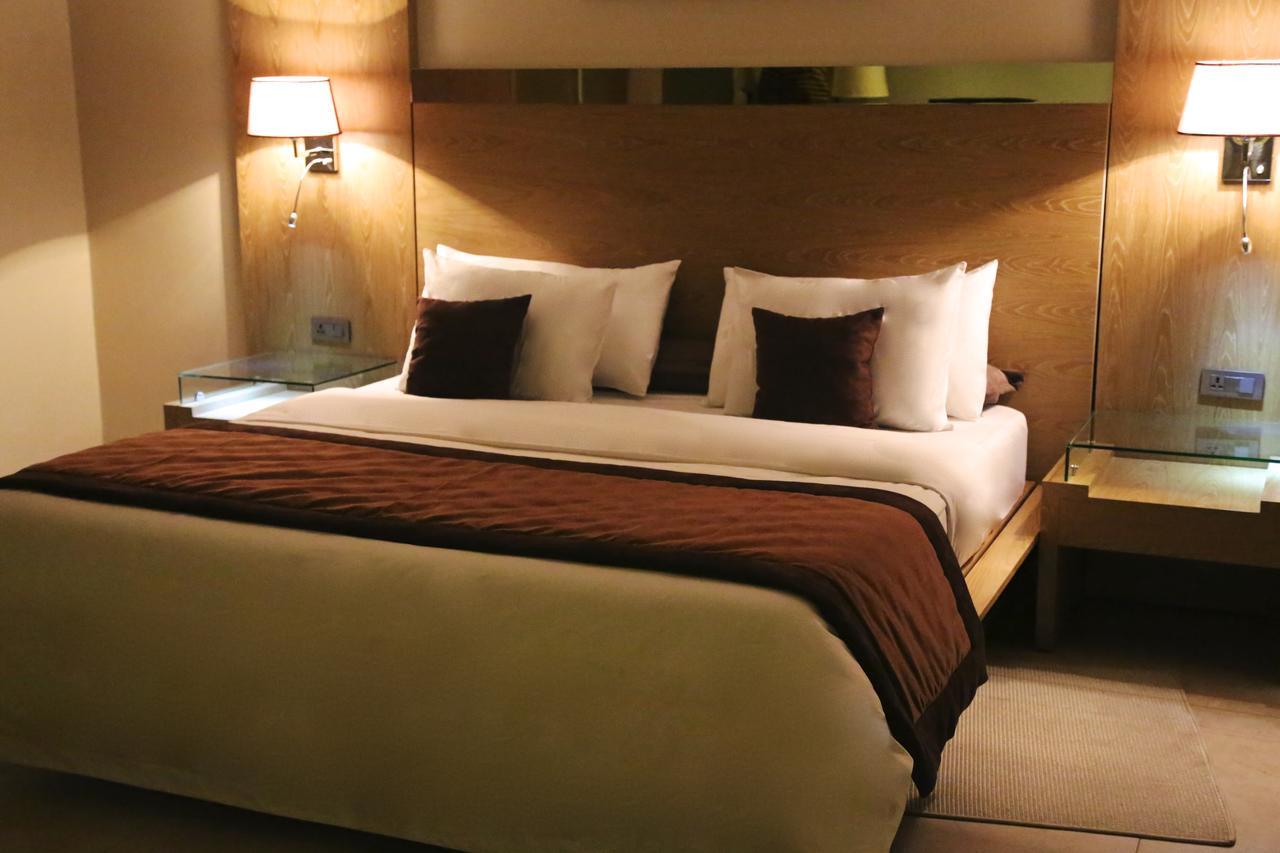 Hotel Vdn By Good Rade Dakar Esterno foto